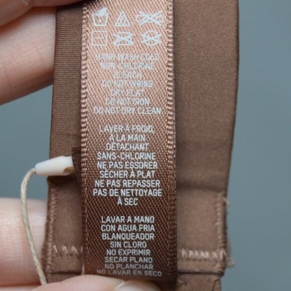 SKIMS NWT Wireless Form Lightly Lined Bra Jasper Size 32B - Picture 6 of 8